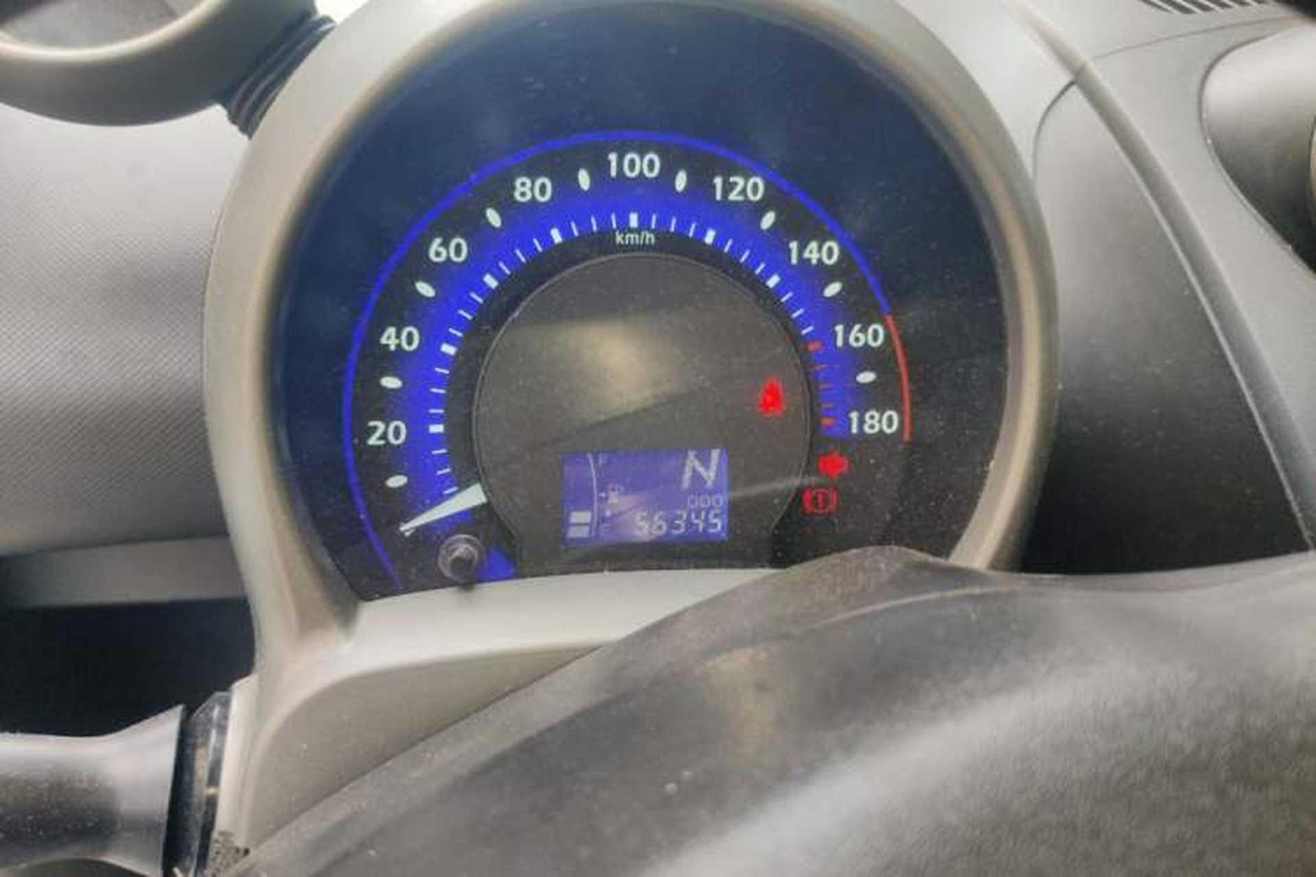 Used BYD F0 2013 1.0L AMT XuanKu Model Instrument Cluster