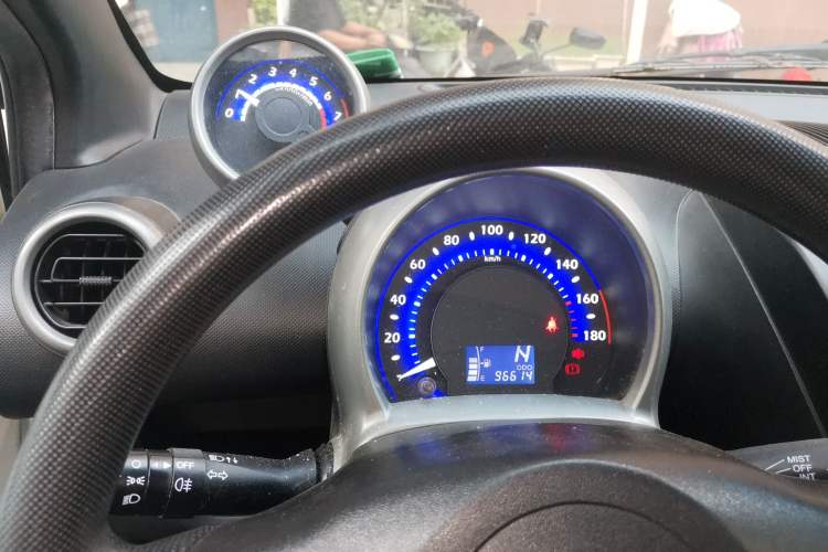 Used BYD F0 2013 1.0L AMT XuanKu Model Instrument Cluster