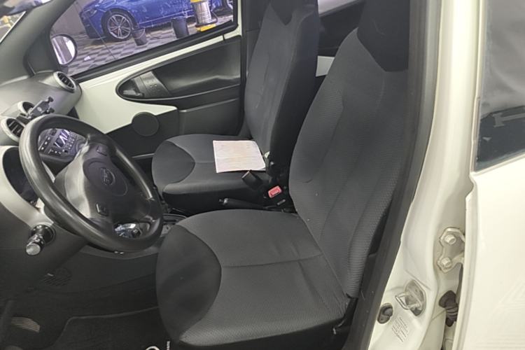 Used BYD F0 2013 1.0L AMT XuanKu Model Left Front Seat