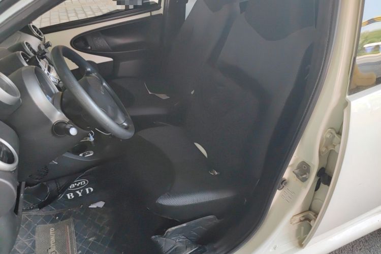 Used BYD F0 2013 1.0L AMT Joyful Cool Model Left Front Seat