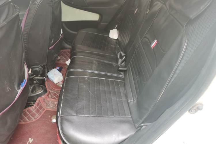 Used BYD F0 2013 1.0L AMT Joyful Cool Model Left Rear Seat