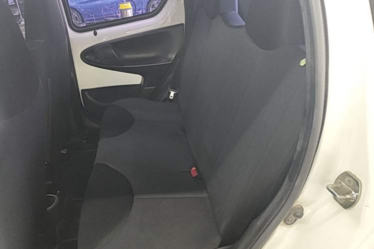 Used BYD F0 2013 1.0L AMT XuanKu Model Left Rear Seat