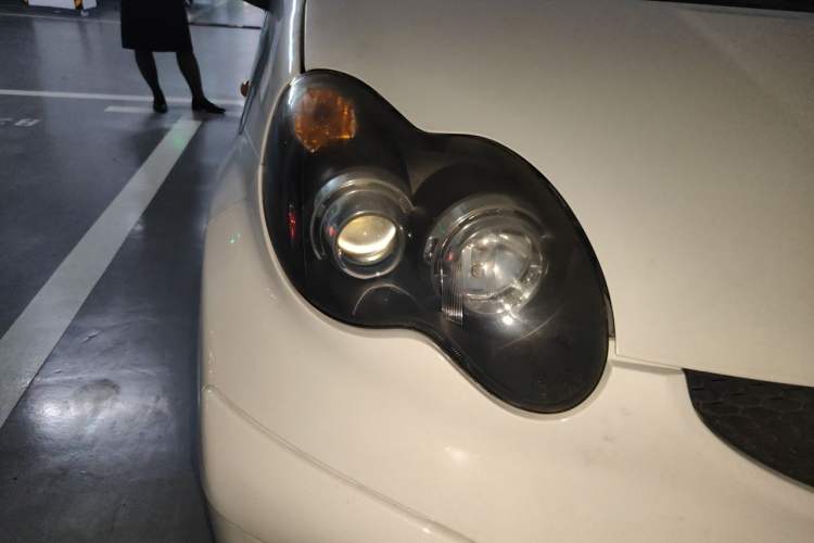 Used BYD F0 2013 1.0L AMT Joyful Cool Model Right Front Headlight