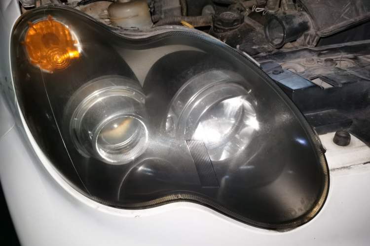 Used BYD F0 2013 1.0L AMT XuanKu Model Right Front Headlight