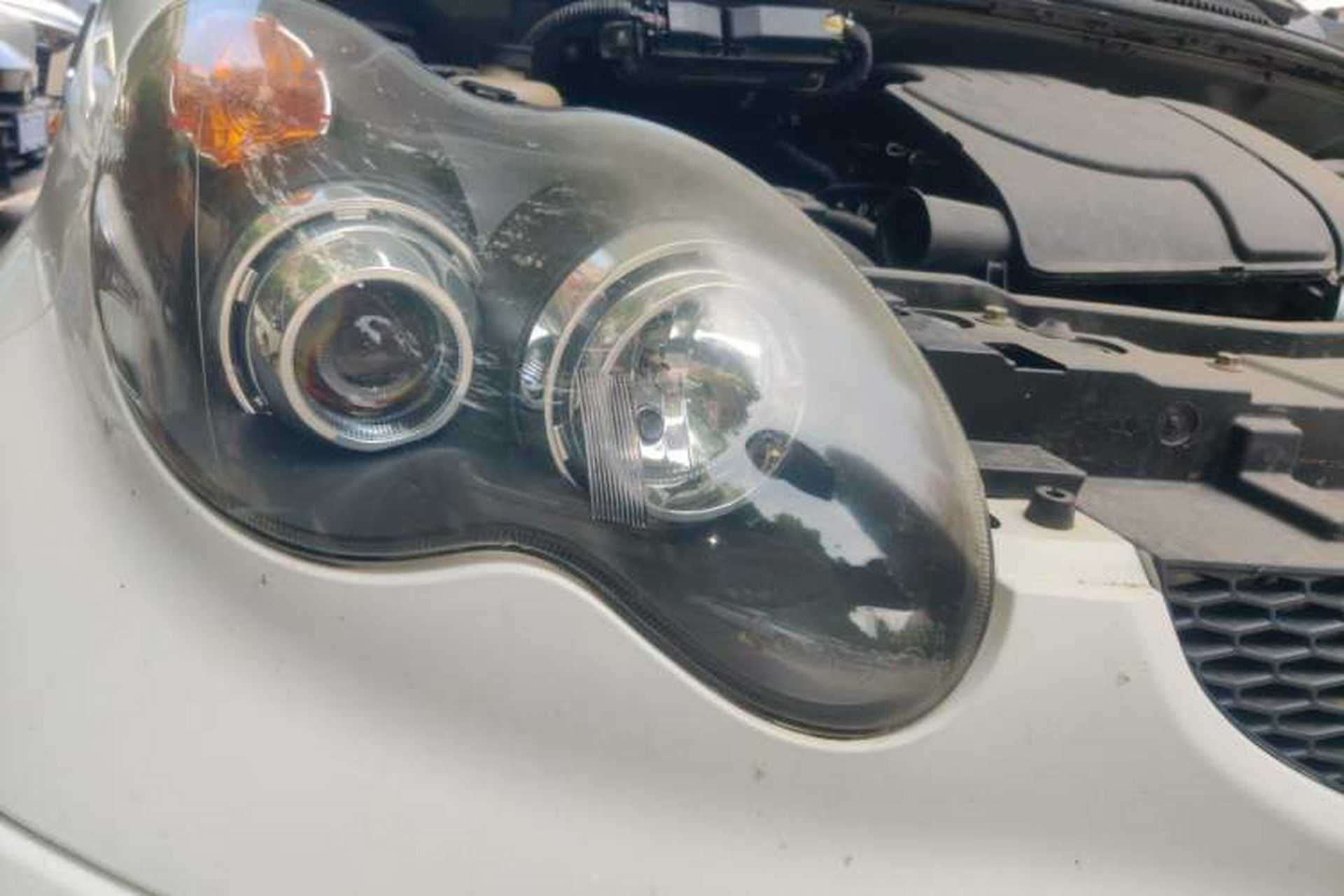 Used BYD F0 2013 1.0L AMT XuanKu Model Right Front Headlight