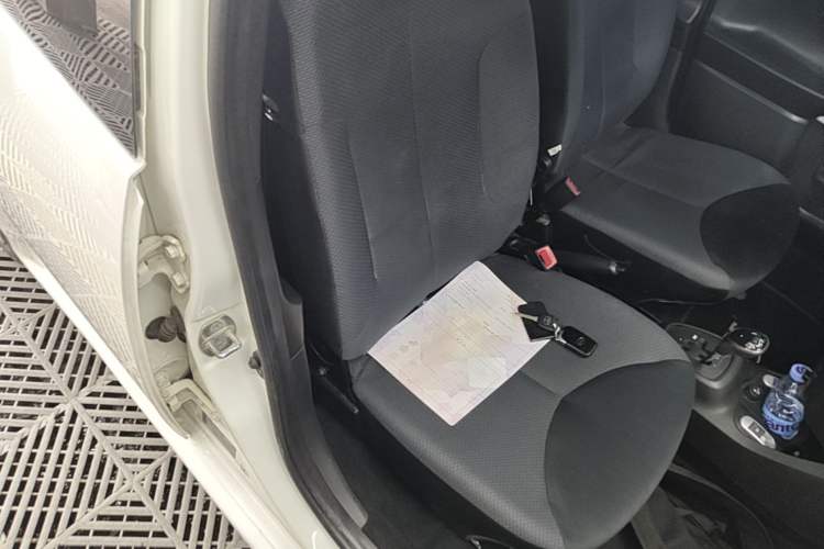 Used BYD F0 2013 1.0L AMT XuanKu Model Right Front Seat