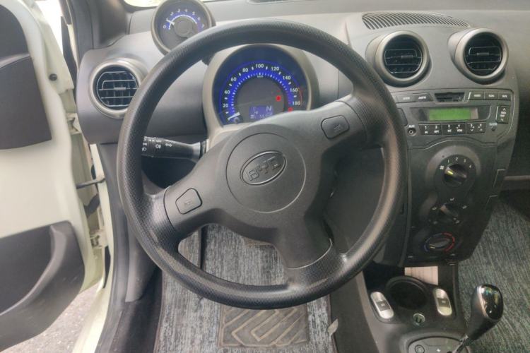 Used BYD F0 2013 1.0L AMT XuanKu Model Steering Wheel