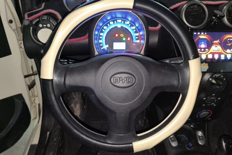 Used BYD F0 2013 1.0L AMT Joyful Cool Model Steering Wheel