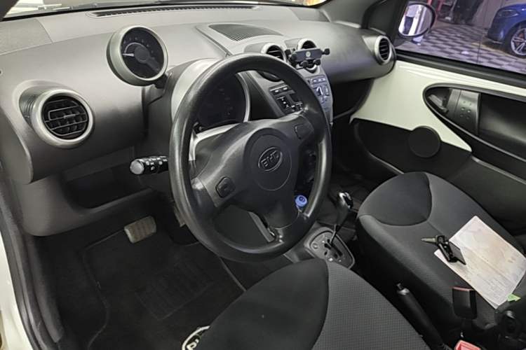 Used BYD F0 2013 1.0L AMT XuanKu Model Steering Wheel
