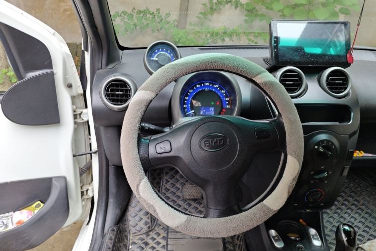 Used BYD F0 2013 1.0L AMT XuanKu Model Steering Wheel