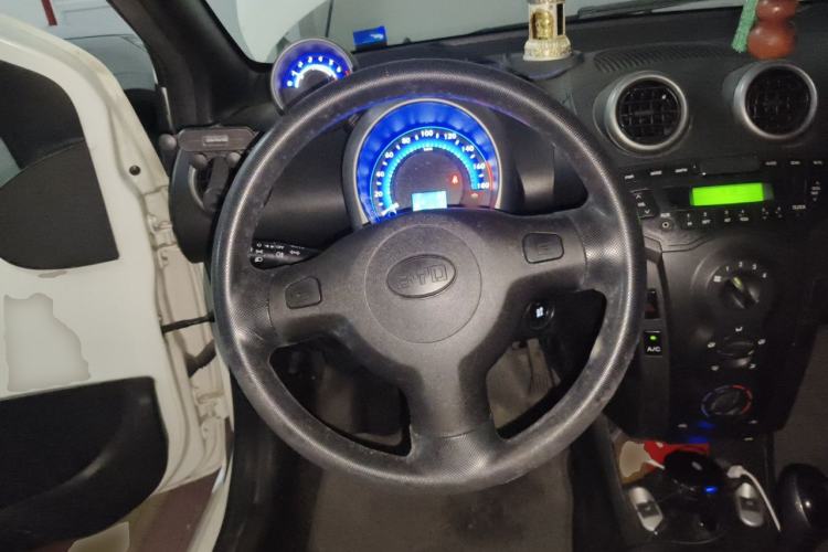 Used BYD F0 2013 1.0L AMT XuanKu Model Steering Wheel
