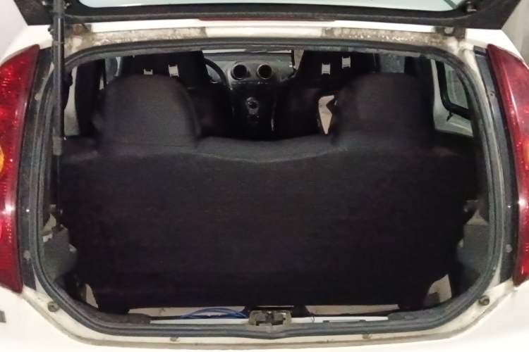 Used BYD F0 2013 1.0L AMT XuanKu Model Trunk