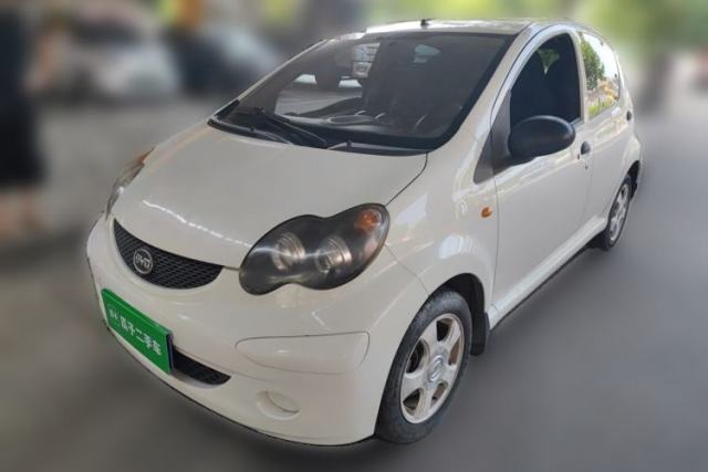 Ojetý BYD F0 2013 1.0L AMT Joyful Cool Model