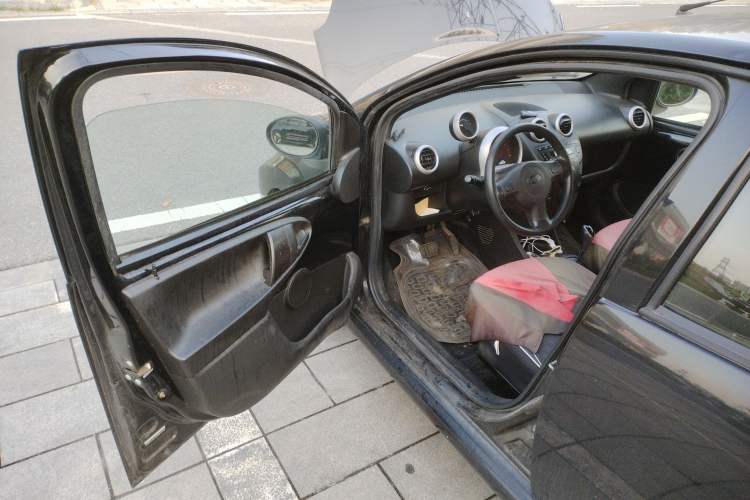 Used BYD F0 2015 1.0L AMT XuanKu Model Driver Seat