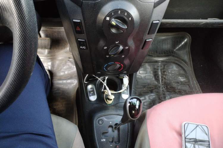 Used BYD F0 2015 1.0L AMT XuanKu Model Gear Lever
