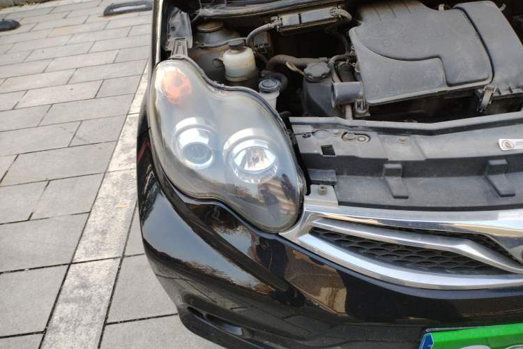 Used BYD F0 2015 1.0L AMT XuanKu Model Right Front Headlight