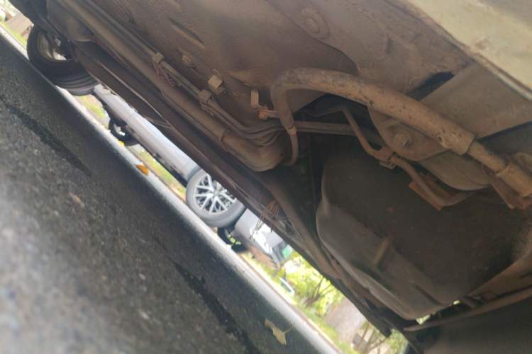 Used BYD F0 2015 1.0L AMT Joyful Cool Model Chassis Front Right