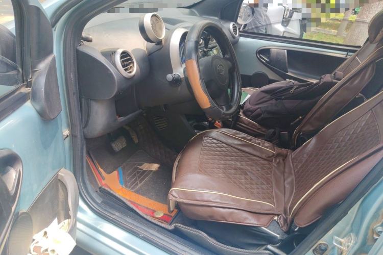 Used BYD F0 2015 1.0L AMT Joyful Cool Model Driver Seat