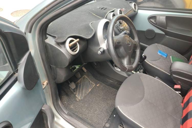 Used BYD F0 2015 1.0L XuanKu Model Driver Seat
