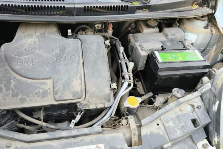 Used BYD F0 2015 1.0L Joyful Model Engine Bay