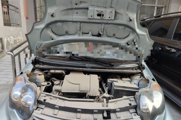 Used BYD F0 2015 1.0L AMT XuanKu Model Engine Bay
