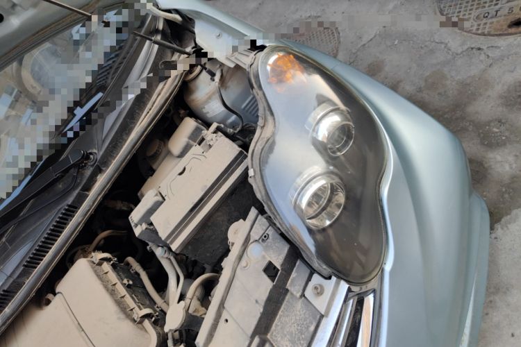 Used BYD F0 2015 1.0L AMT XuanKu Model Engine Bay Left