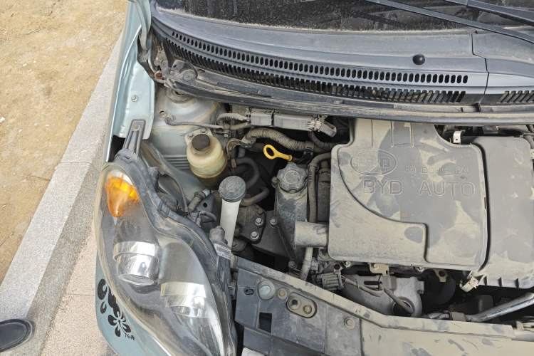 Used BYD F0 2015 1.0L AMT XuanKu Model Engine Bay Right