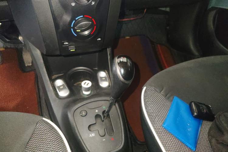 Used BYD F0 2015 1.0L AMT XuanKu Model Gear Lever