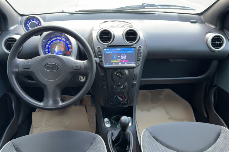 Used BYD F0 2015 1.0L Joyful Model Interior 3