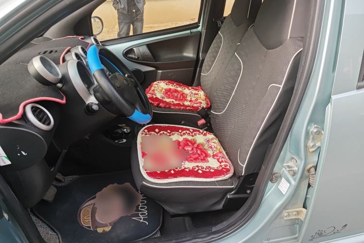 Used BYD F0 2015 1.0L AMT XuanKu Model Left Front Seat