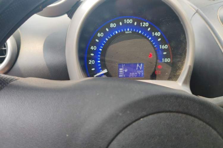 Used BYD F0 2015 1.0L AMT Joyful Cool Model Odometer Close Up