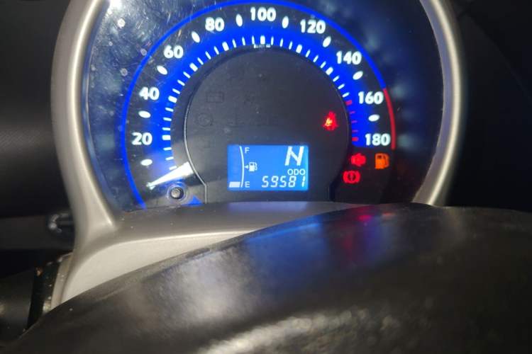 Used BYD F0 2015 1.0L AMT XuanKu Model Odometer Close Up