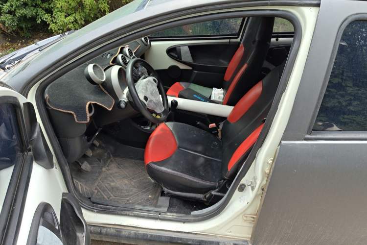 Used BYD F0 2015 1.0L Joyful Model Driver Seat