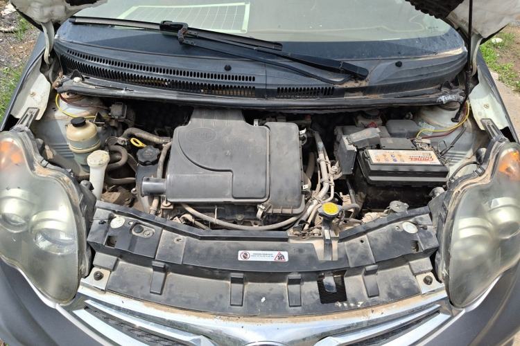 Used BYD F0 2015 1.0L Joyful Model Engine Bay