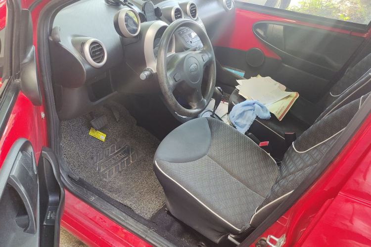 Used BYD F0 2015 1.0L AMT XuanKu Model Driver Seat