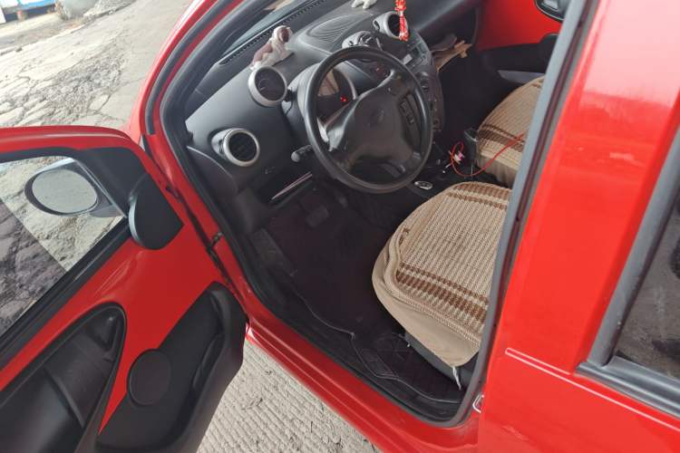 Used BYD F0 2015 1.0L AMT XuanKu Model Driver Seat