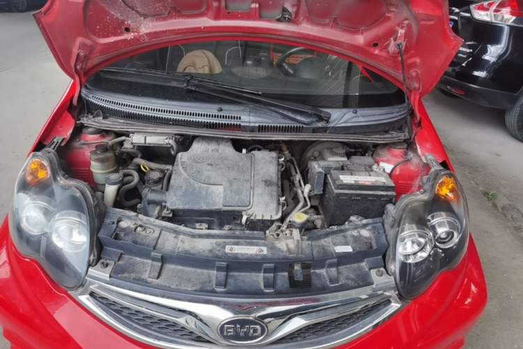 Used BYD F0 2015 1.0L AMT XuanKu Model Engine Bay