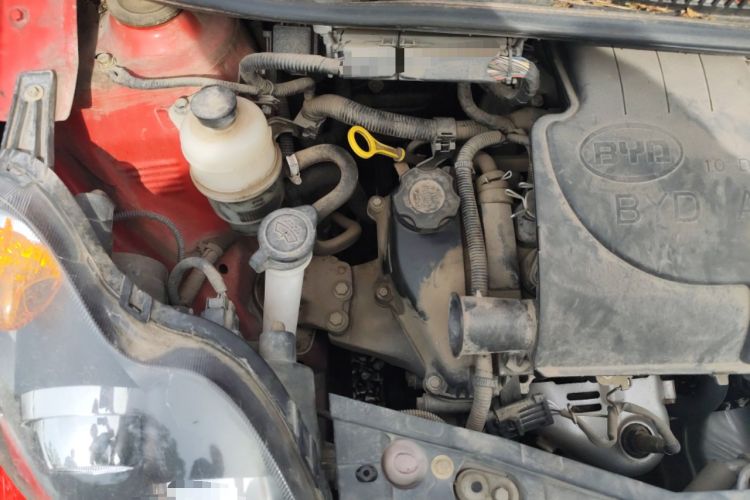 Used BYD F0 2015 1.0L AMT XuanKu Model Engine Bay Right