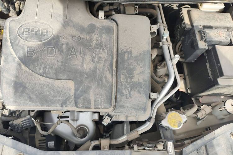 Used BYD F0 2015 1.0L AMT XuanKu Model Engine Bay