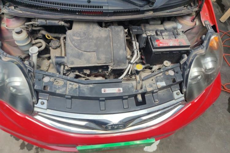 Used BYD F0 2015 1.0L AMT XuanKu Model Engine Bay