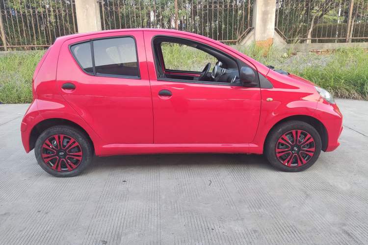 Used BYD F0 2015 1.0L AMT XuanKu Model Exterior 2