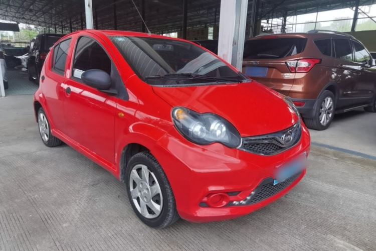 Used BYD F0 2015 1.0L AMT XuanKu Model Front Right 45 Deg