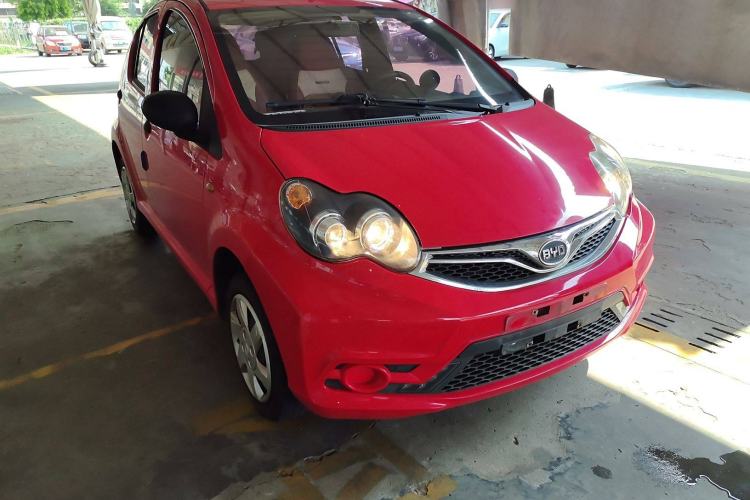 Used BYD F0 2015 1.0L AMT XuanKu Model Front Right 45 Deg