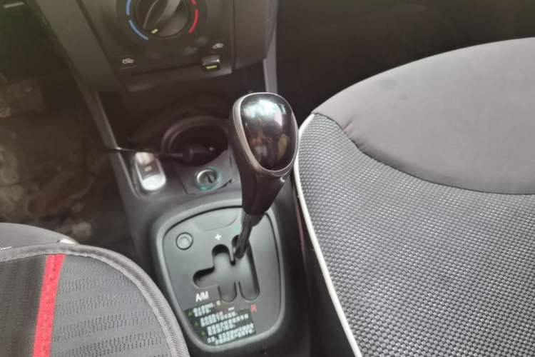 Used BYD F0 2015 1.0L AMT XuanKu Model Gear Lever