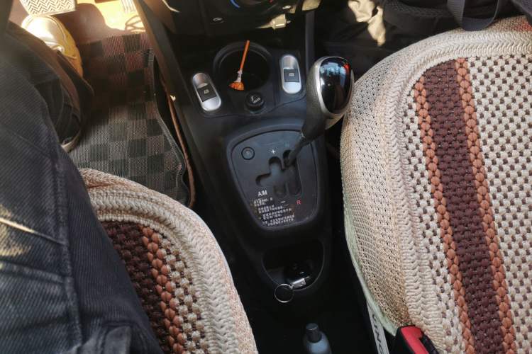Used BYD F0 2015 1.0L AMT XuanKu Model Gear Lever