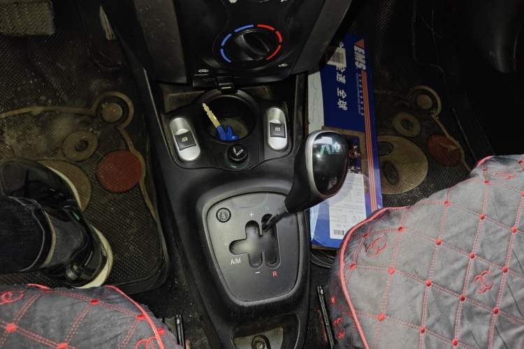 Used BYD F0 2015 1.0L AMT XuanKu Model Gear Lever