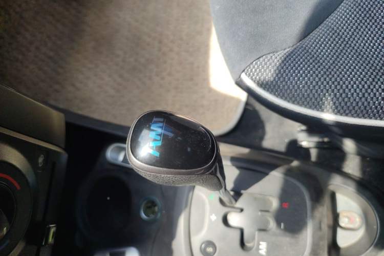 Used BYD F0 2015 1.0L AMT XuanKu Model Gear Lever