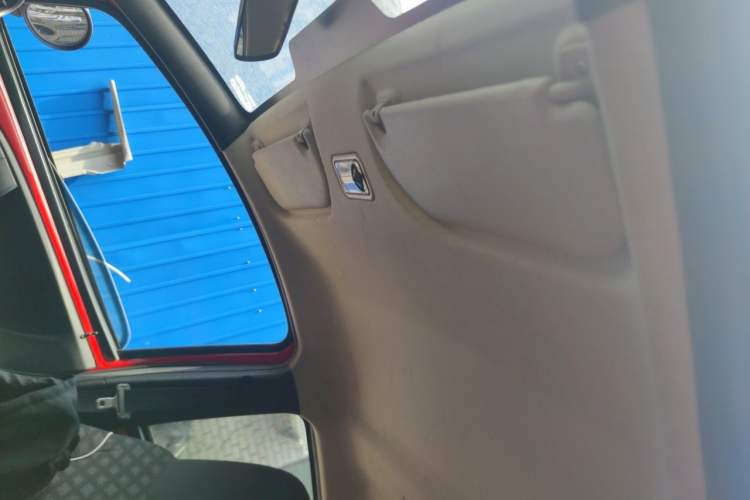 Used BYD F0 2015 1.0L AMT XuanKu Model Headliner