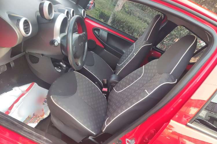 Used BYD F0 2015 1.0L AMT XuanKu Model Interior 1