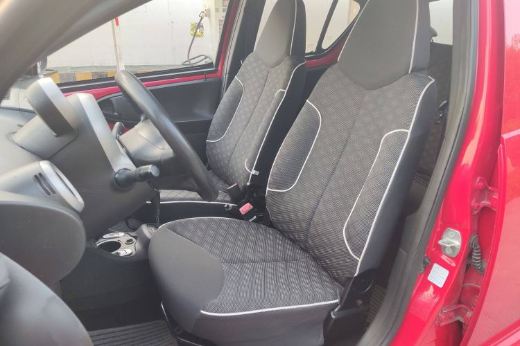 Used BYD F0 2015 1.0L AMT XuanKu Model Interior 1